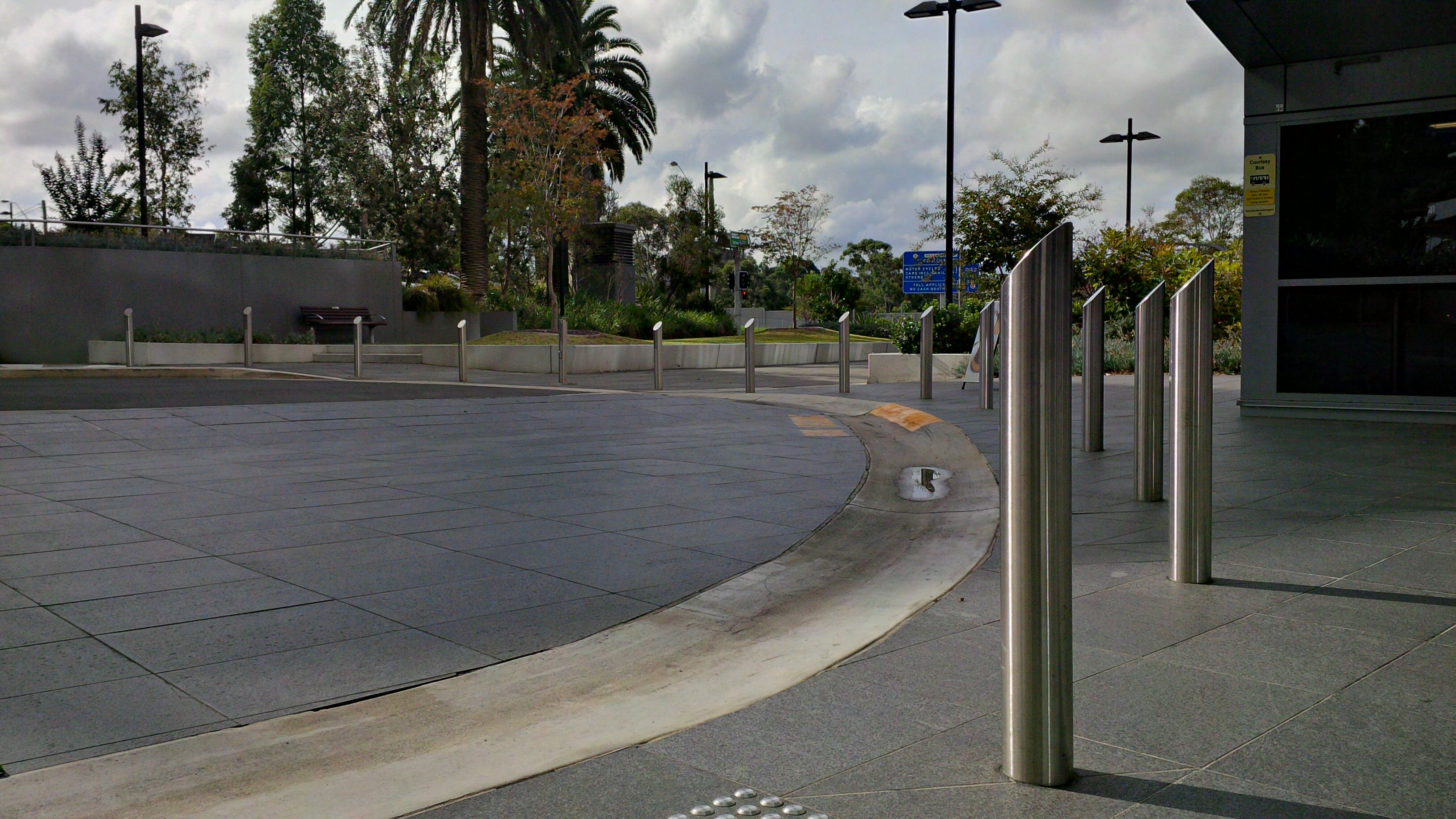 What Type of Bollards Should I Use? Vanguard NZ